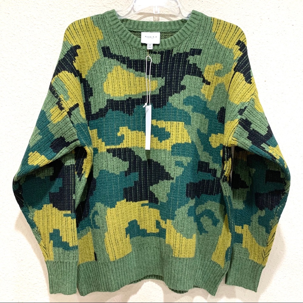 Plus Size Camo Sweater (NWT)